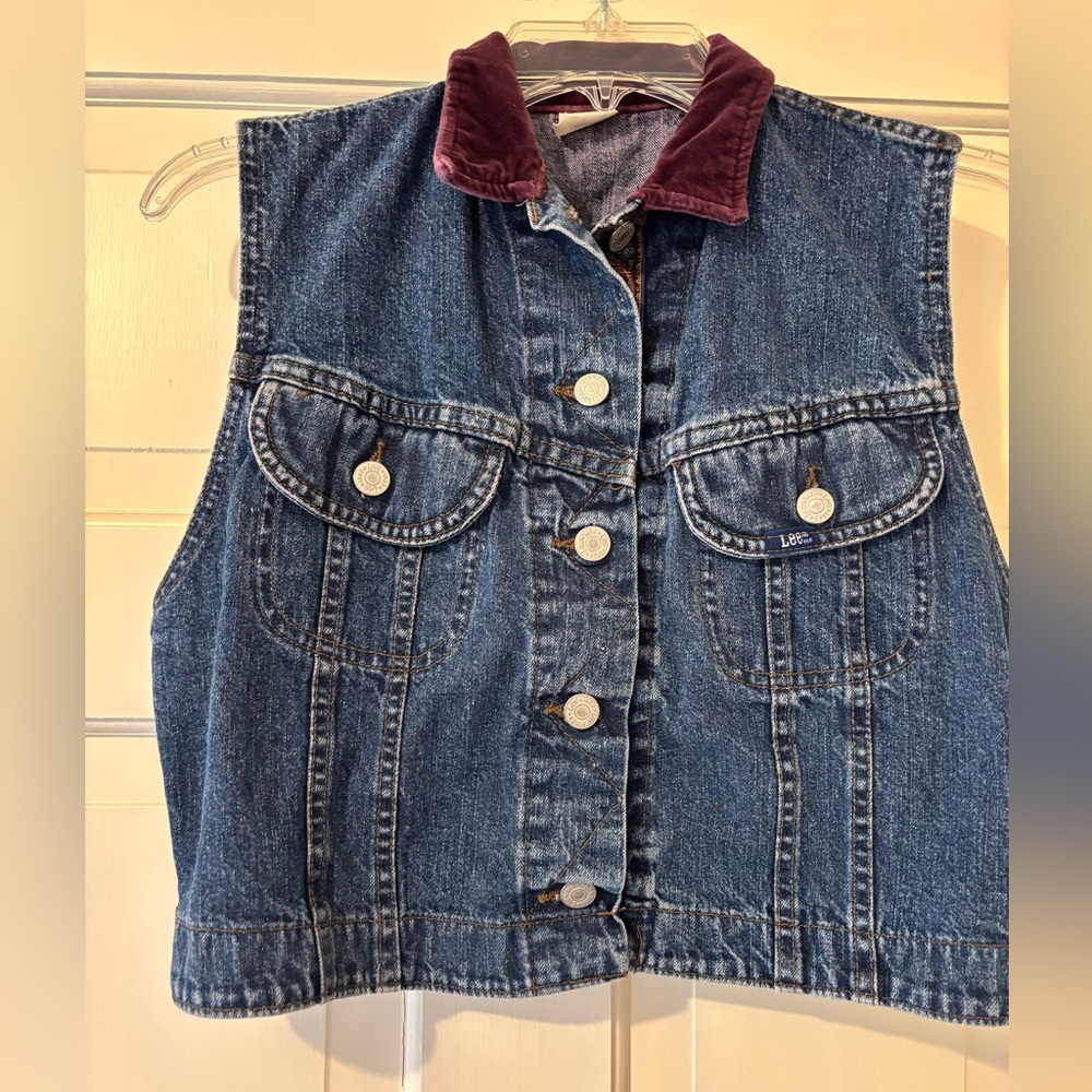 Lee Blue Denim Vest with Maroon Collar size small. Good used condition.